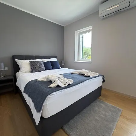Two Bedroom Sea View Mrljane